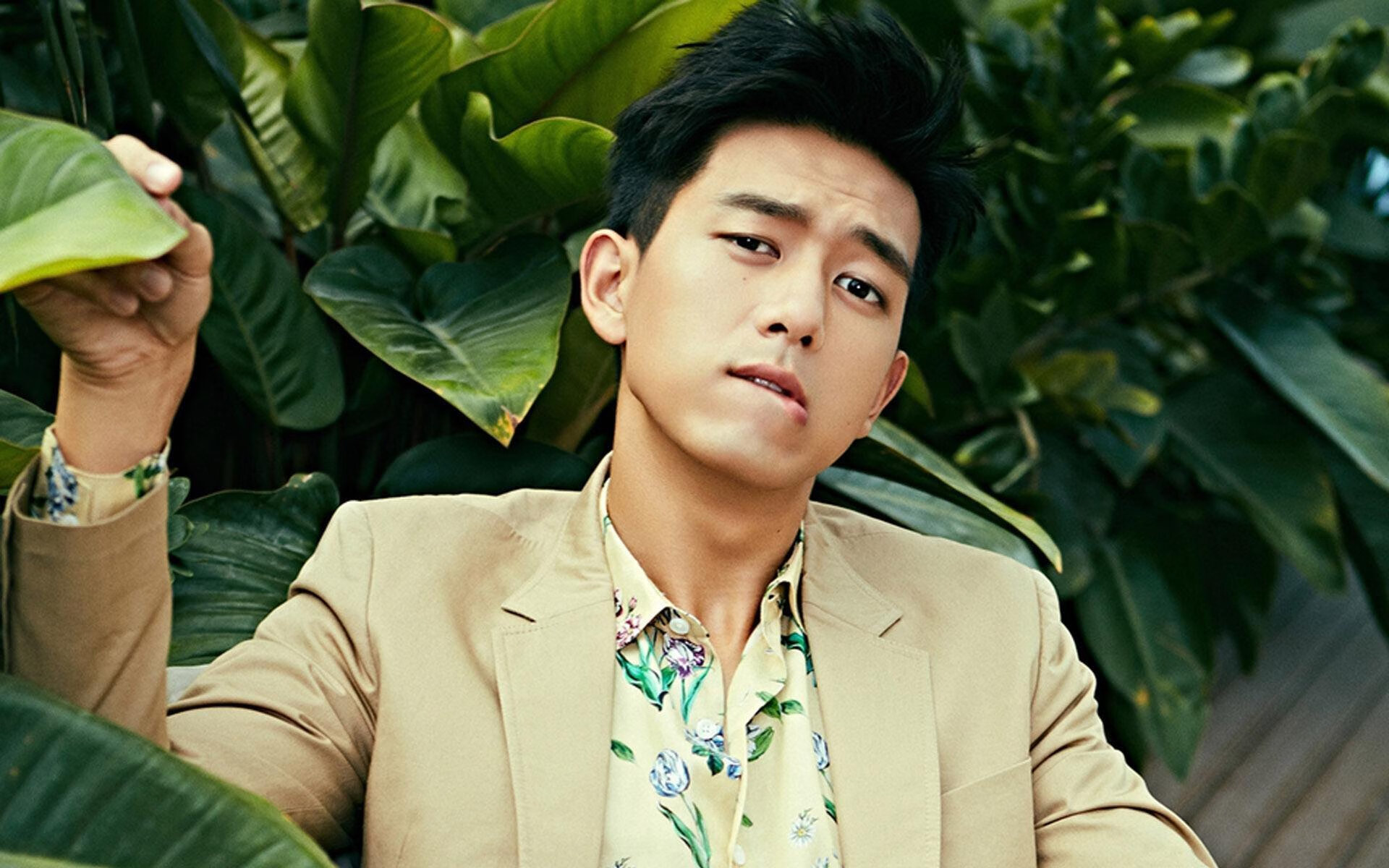 开云·体育全站登录地址-“滑轮赛：新兴选手以惊艳表现打破传统束缚”